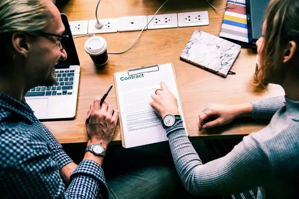 Flexible Contract Structures